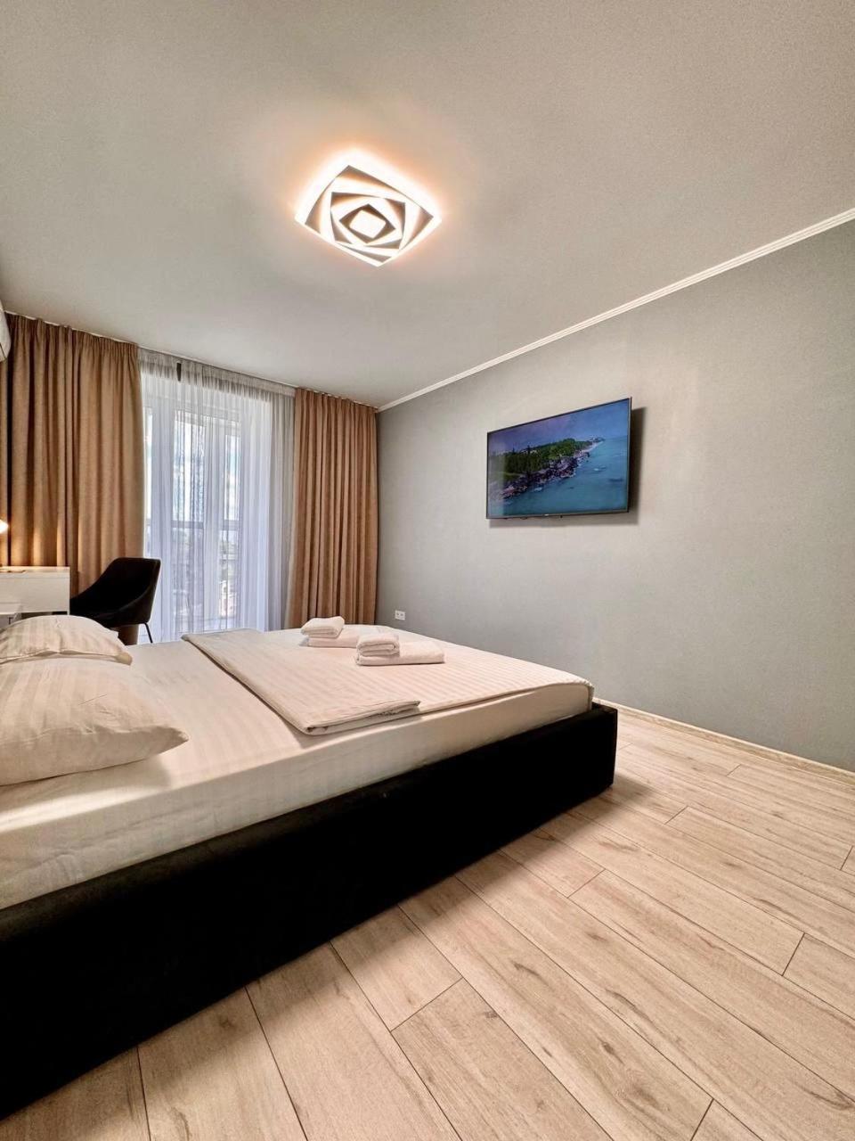Apartpoltava Апартаменти Бізнес-Класу В Престижній Новобудові З Панорамним Балконом Центр 외부 사진